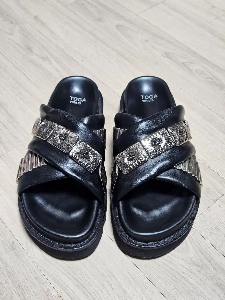 トーガ ビリ トゥー us 10 eu 44 280