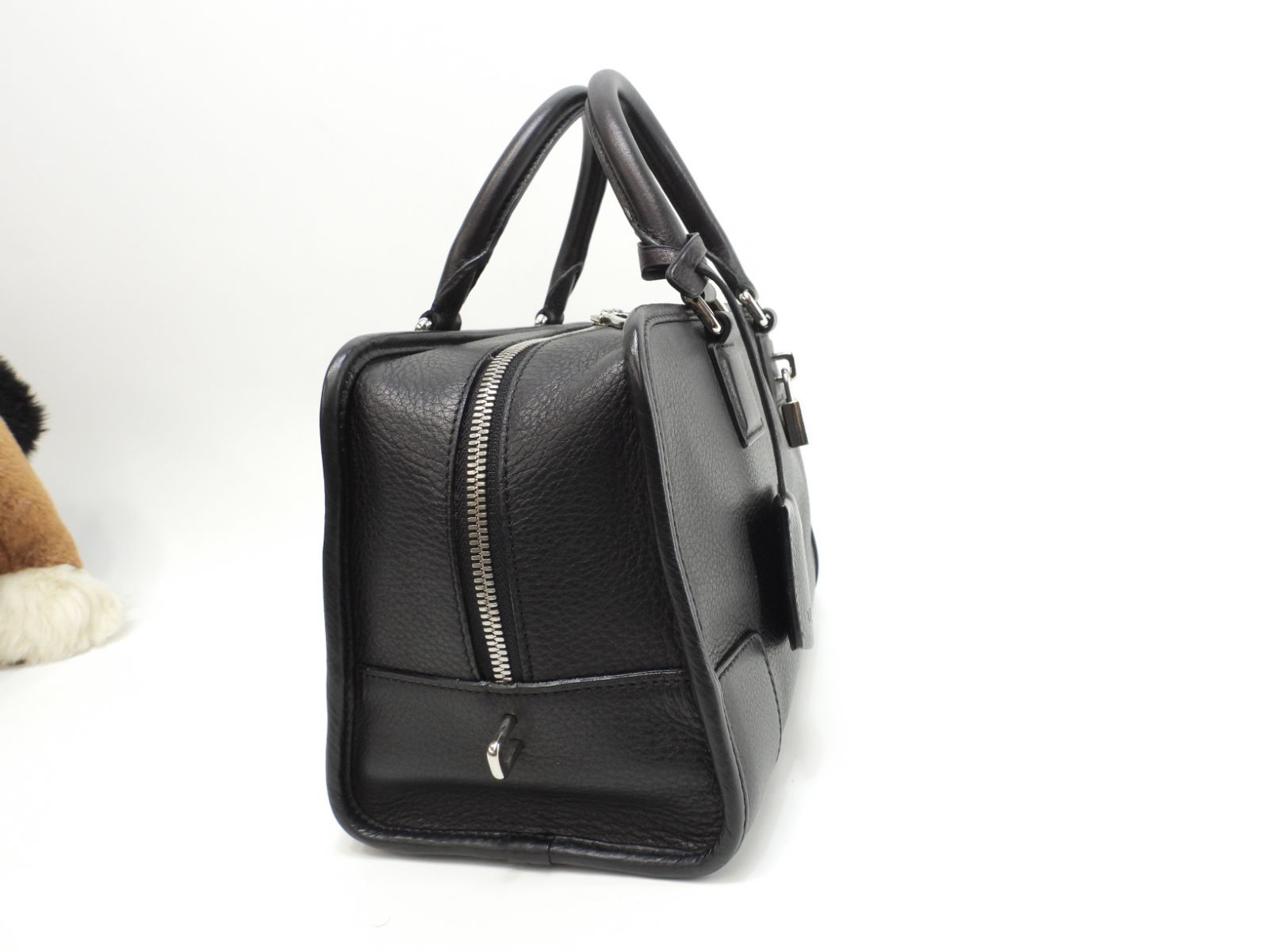 ロエベ アマソナ28 シルバー金具 型押レザー黒 ハンドバッグ