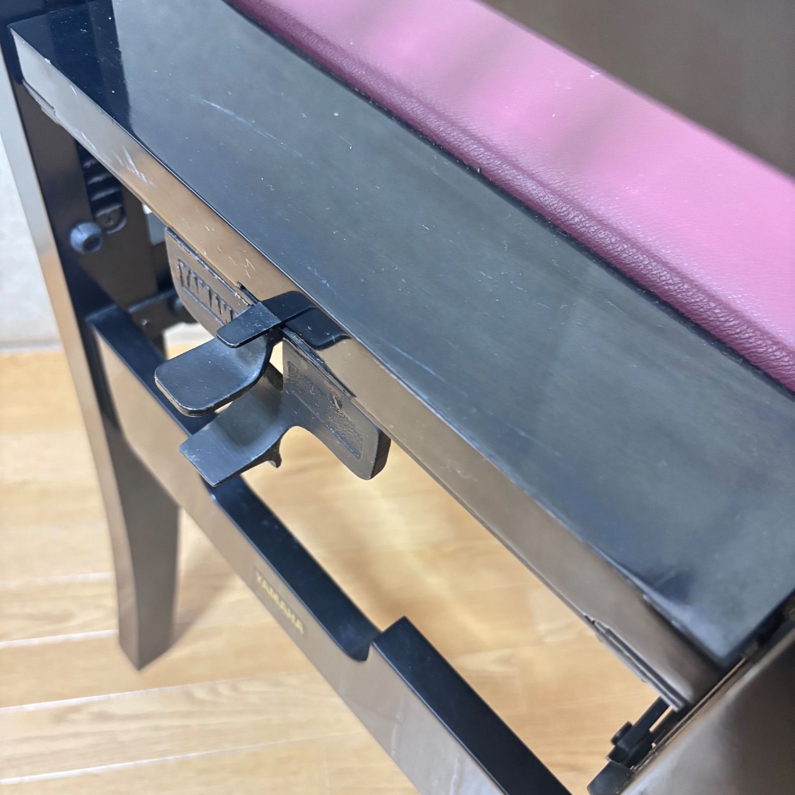 YAMAHA トムソン椅子