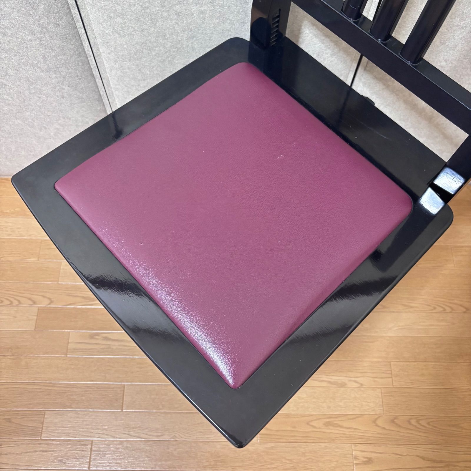 トムソンチェア