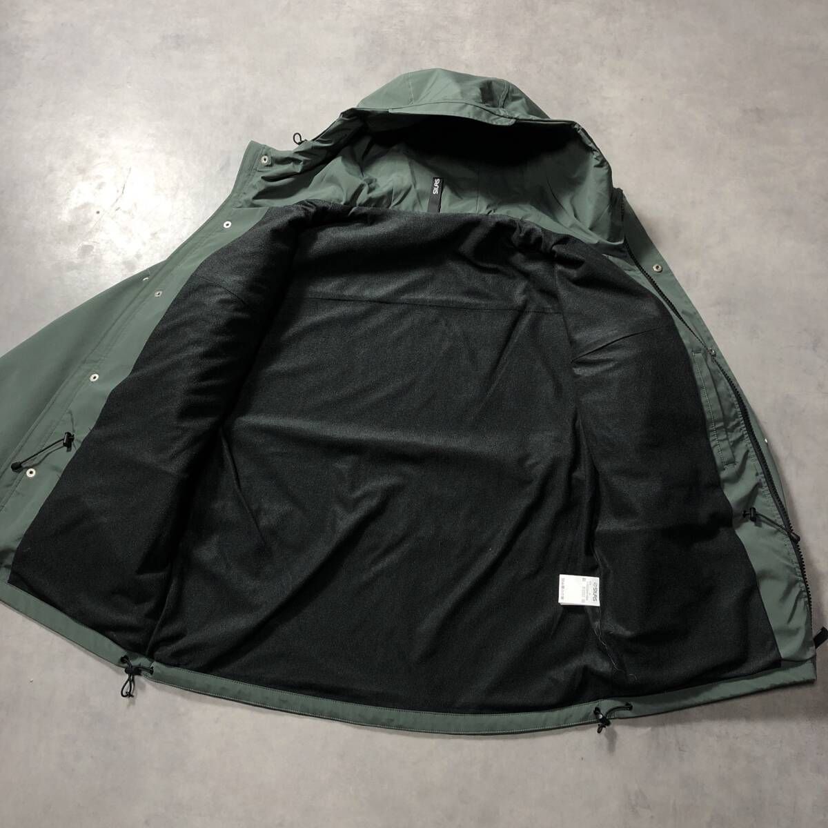 カーキ系 サイラス