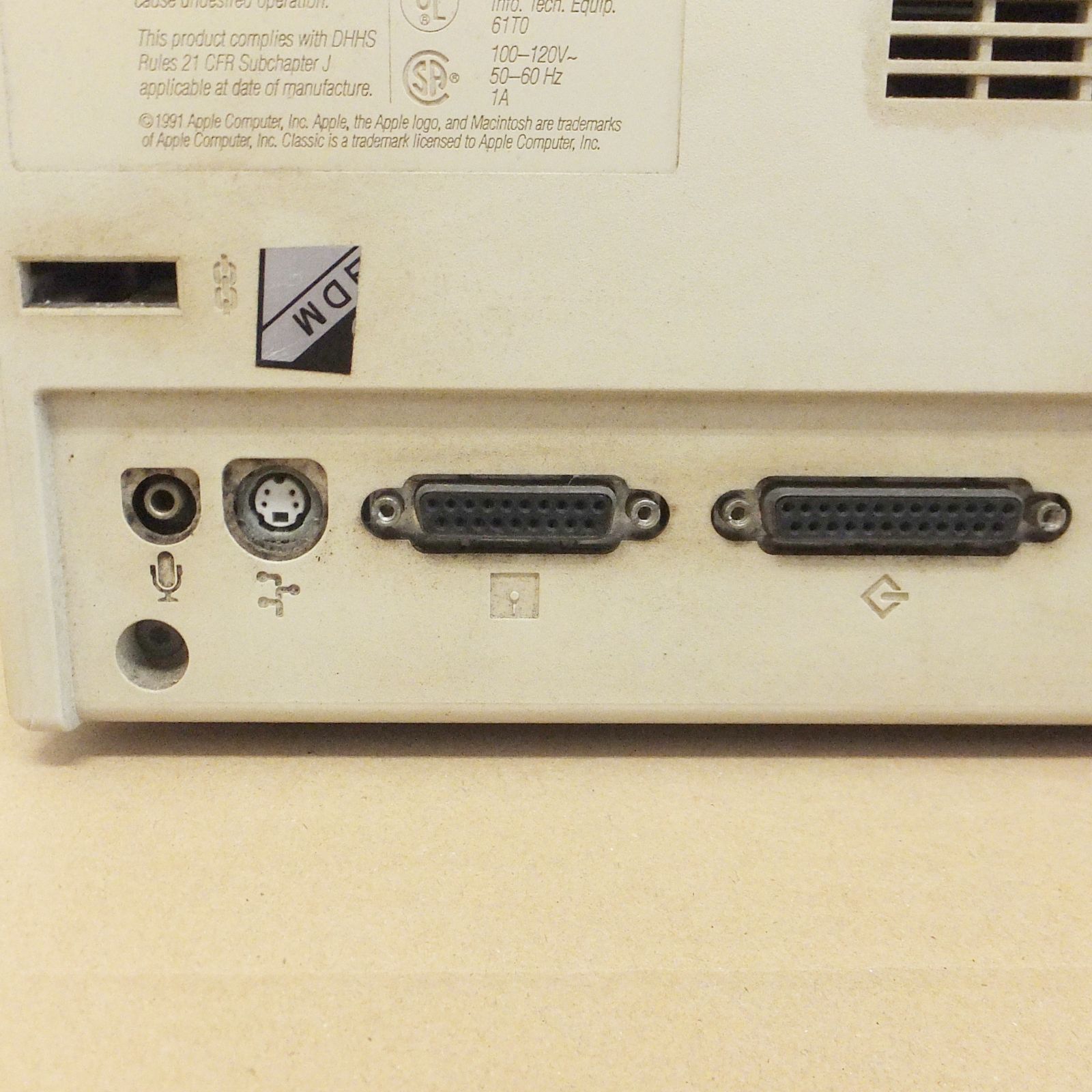Macintosh Classic II M4150 ジャンク Apple - メルカリ