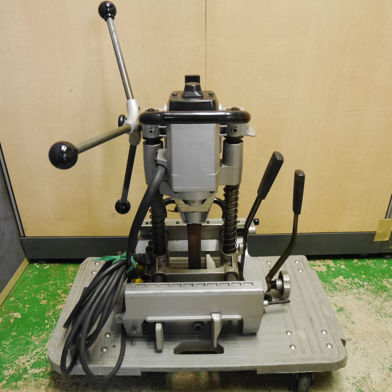 送料無料] ☆マキタ 手動 カクノミ 7304 電動 工具 角のみ 角ノミ