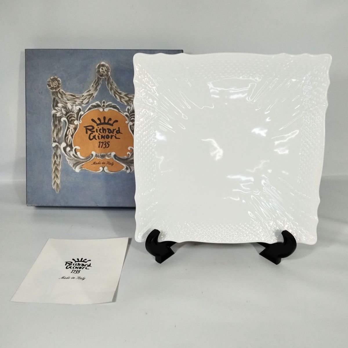 【未使用】リチャードジノリ　ベッキオホワイト　スクエアプレート　3枚セット 未使用】Richard Ginori リチャードジノリ スクエアプレートベッキオ