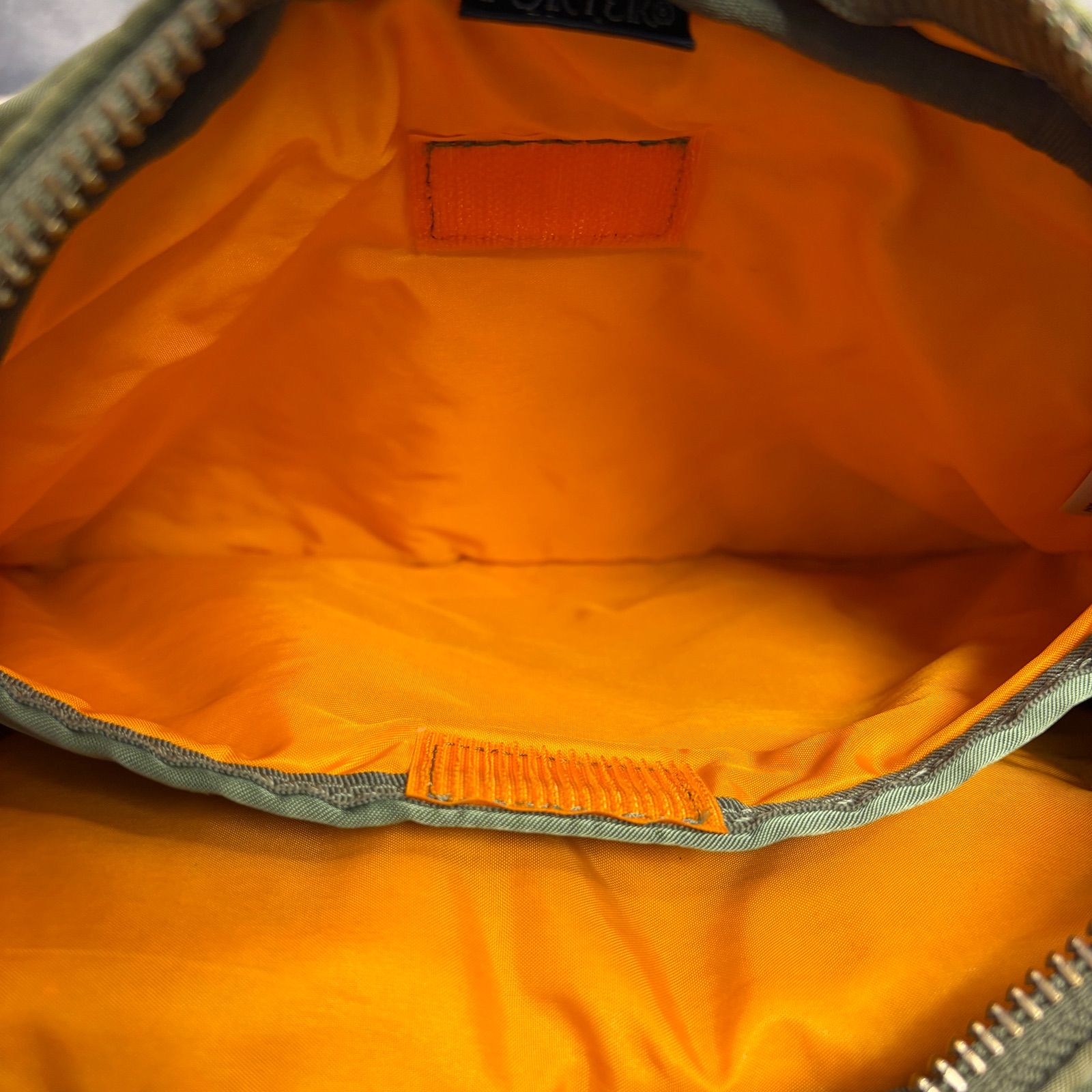 ショルダーバッグ