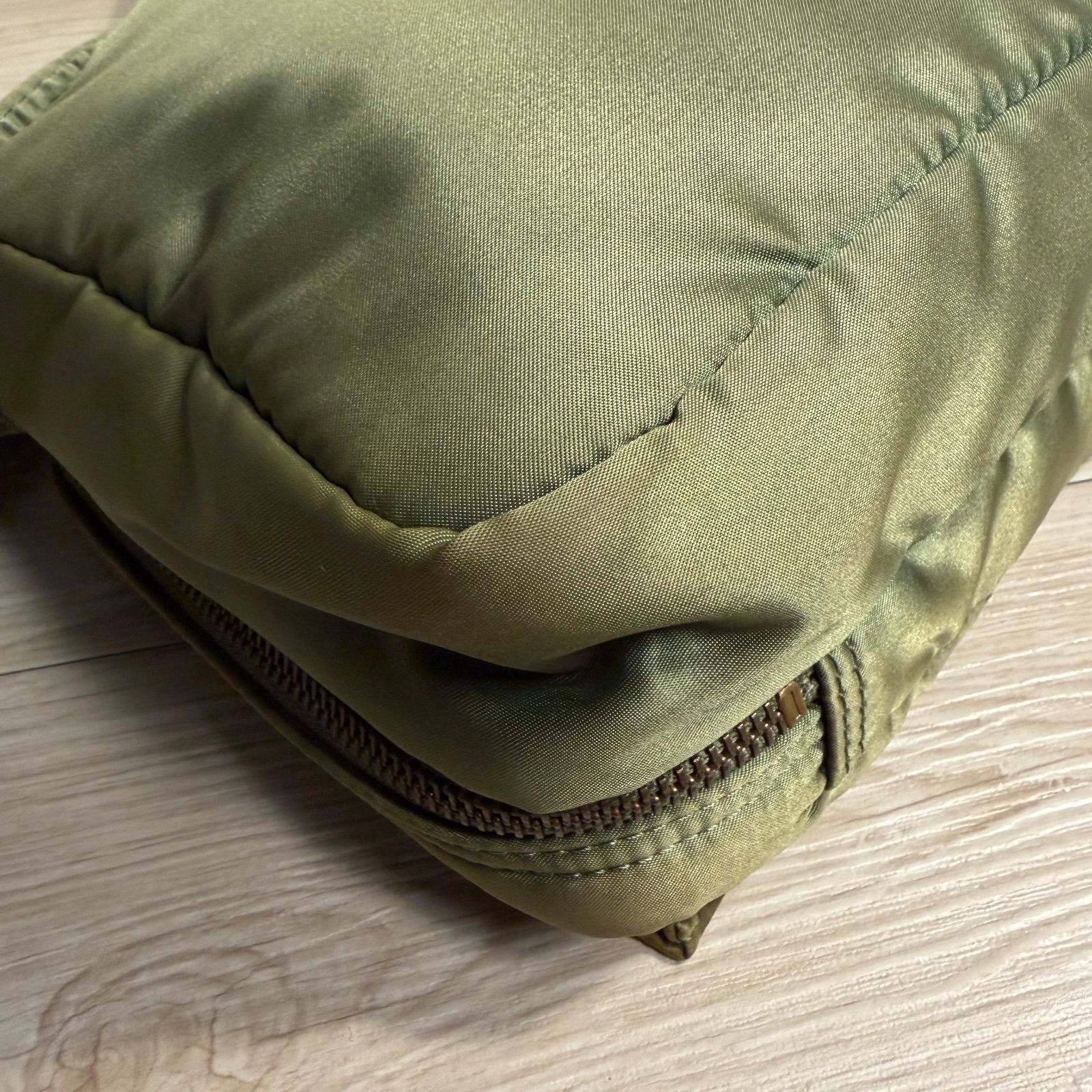 ショルダーバッグ