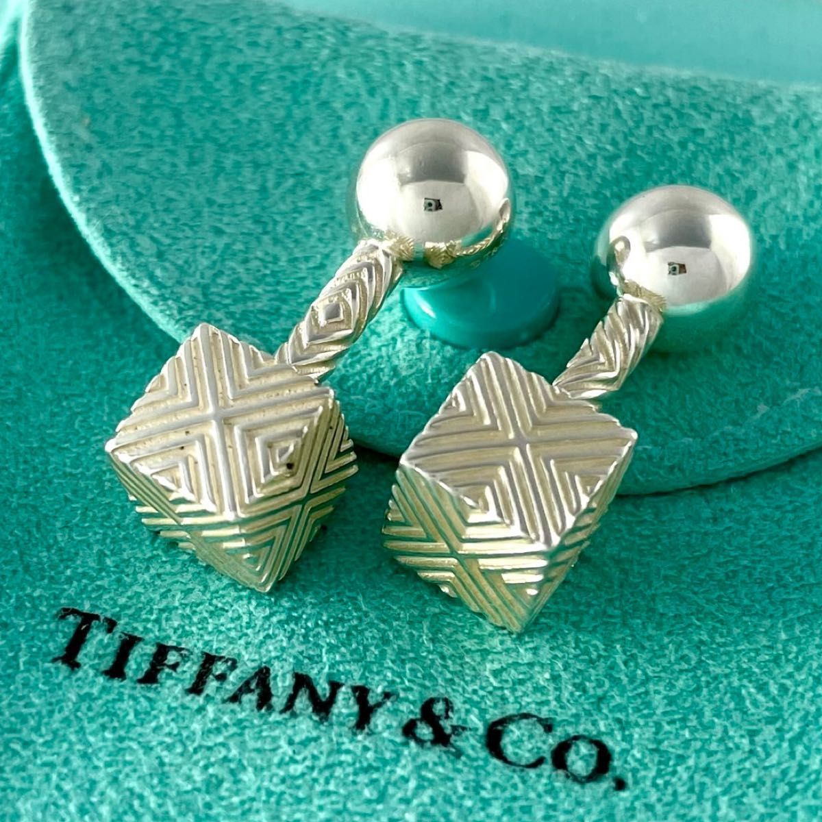 ティファニー 希少 テクスチャード キューブ カフスリンクス カフス
