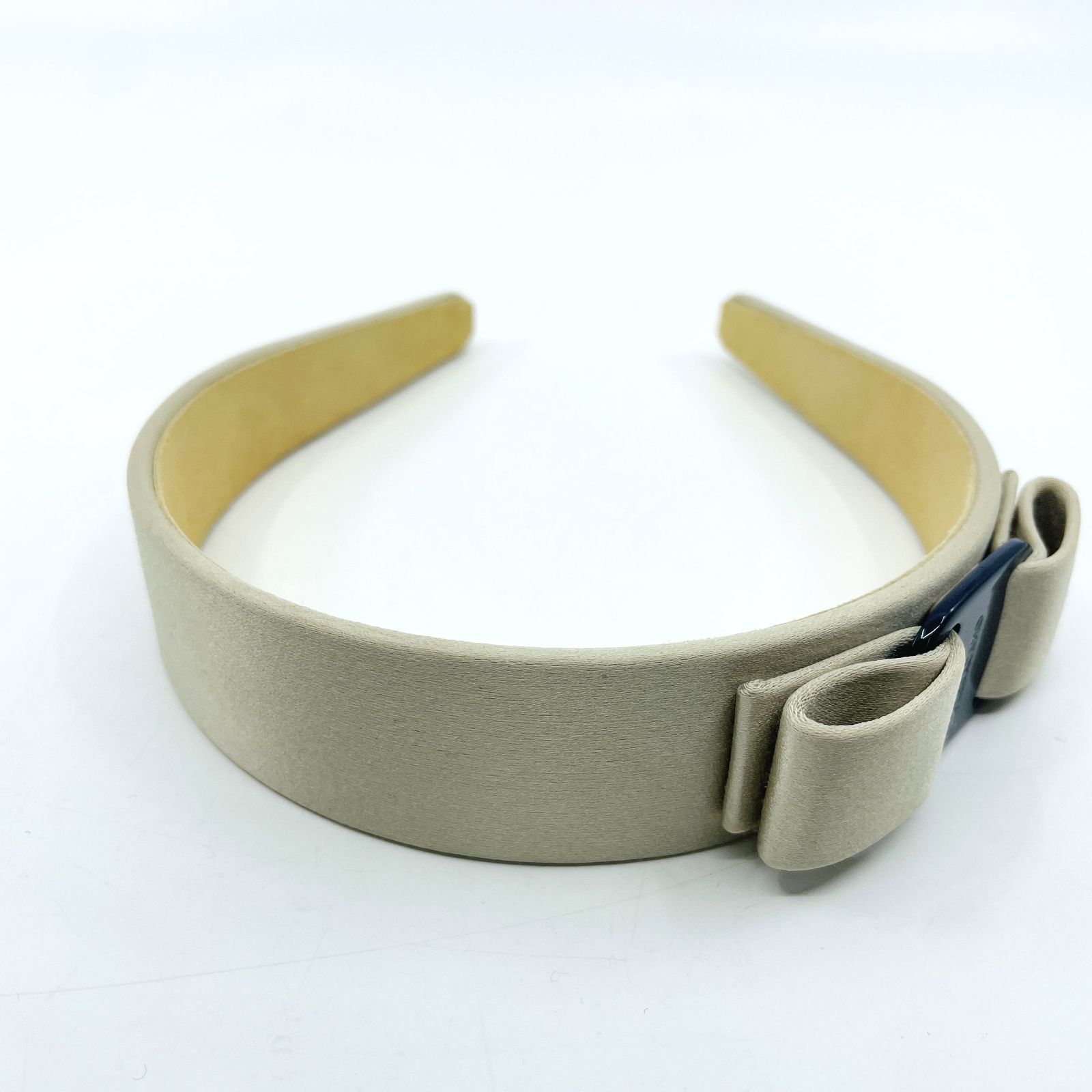 フェラガモ　カチューシャ　レザー　ゴールド　リボン カチューシャ - ウィメンズ | Ferragamo