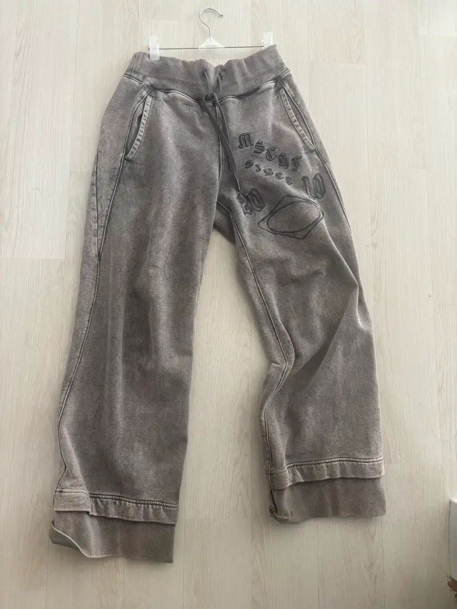 ミスチーフ 밴딩 スウェット パンツ チャコール