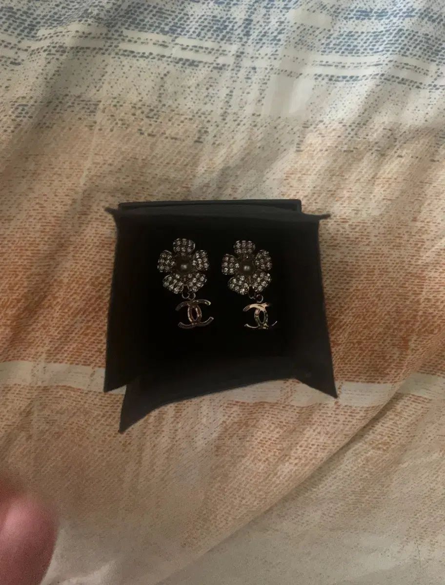  シャネル フラワー パール イヤリング GOLD その他 アクセサリー