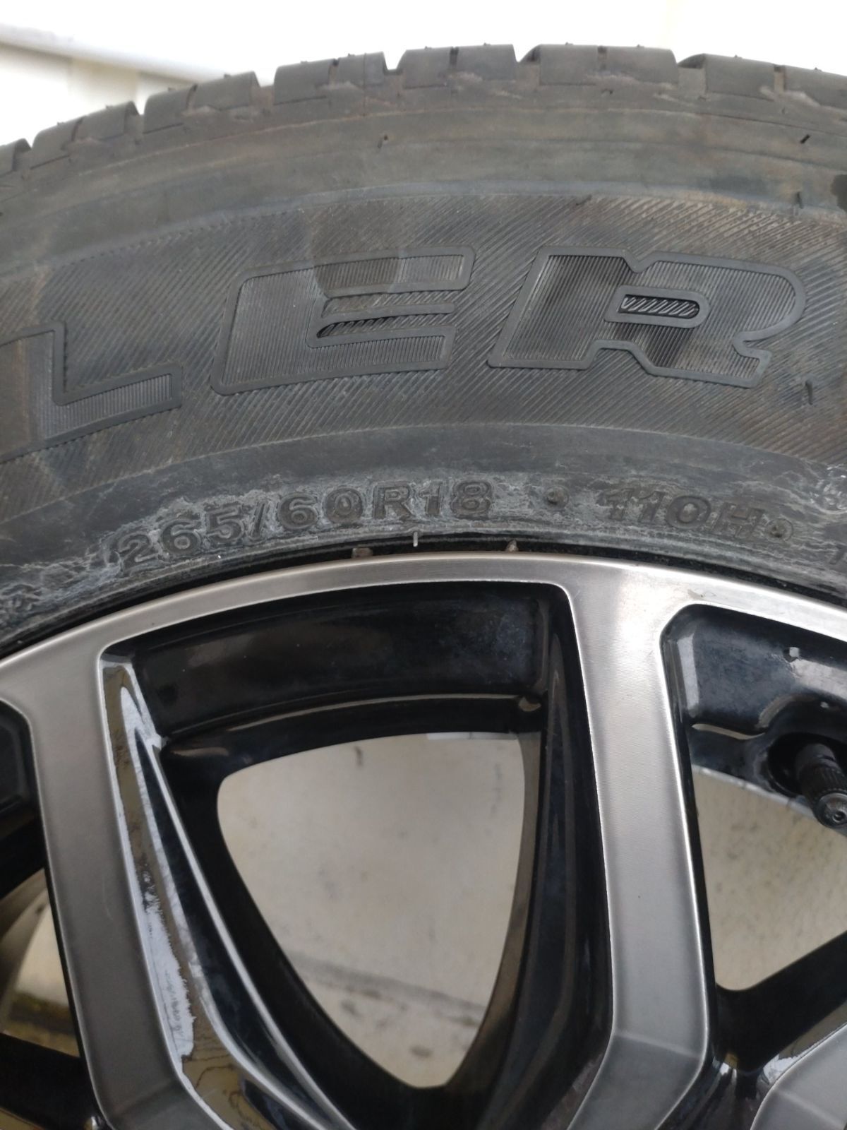 TOYOTA トヨタ GUN 125 ハイラックス GRスポーツ 18インチ 7 5 J 30 6 H 139 ＆ ブリヂストン デューラー T 684 II 265 60 R 18 1本