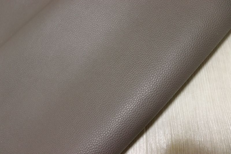  モカグレー 238 ds クロム革 牛革 国産 レザー シボ型押し はぎれ 一枚革 レザークラフト 革 皮 本革 diy 生地 材料 生地/糸 手芸素材 材料