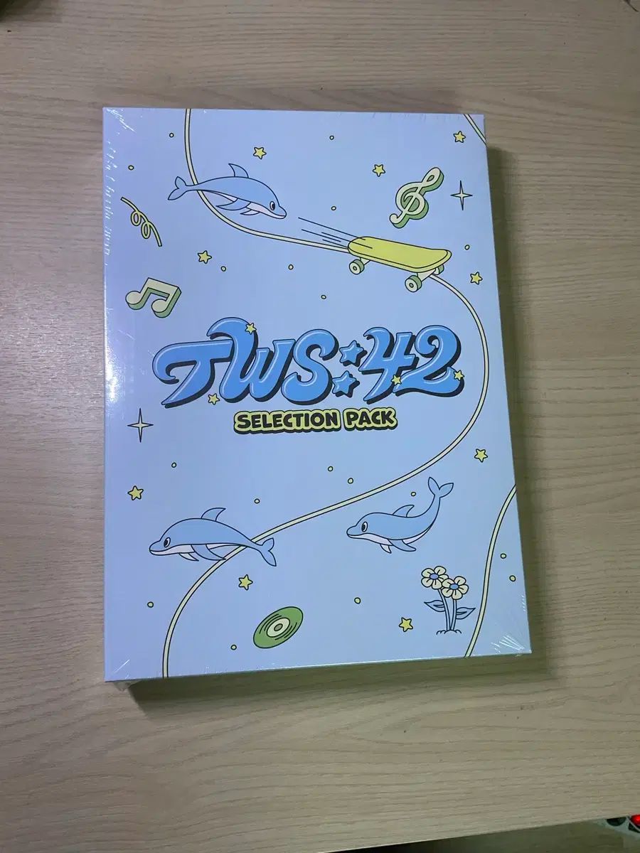 在庫処分TWS:42 Selection Pack 未開封 【公式通販】
