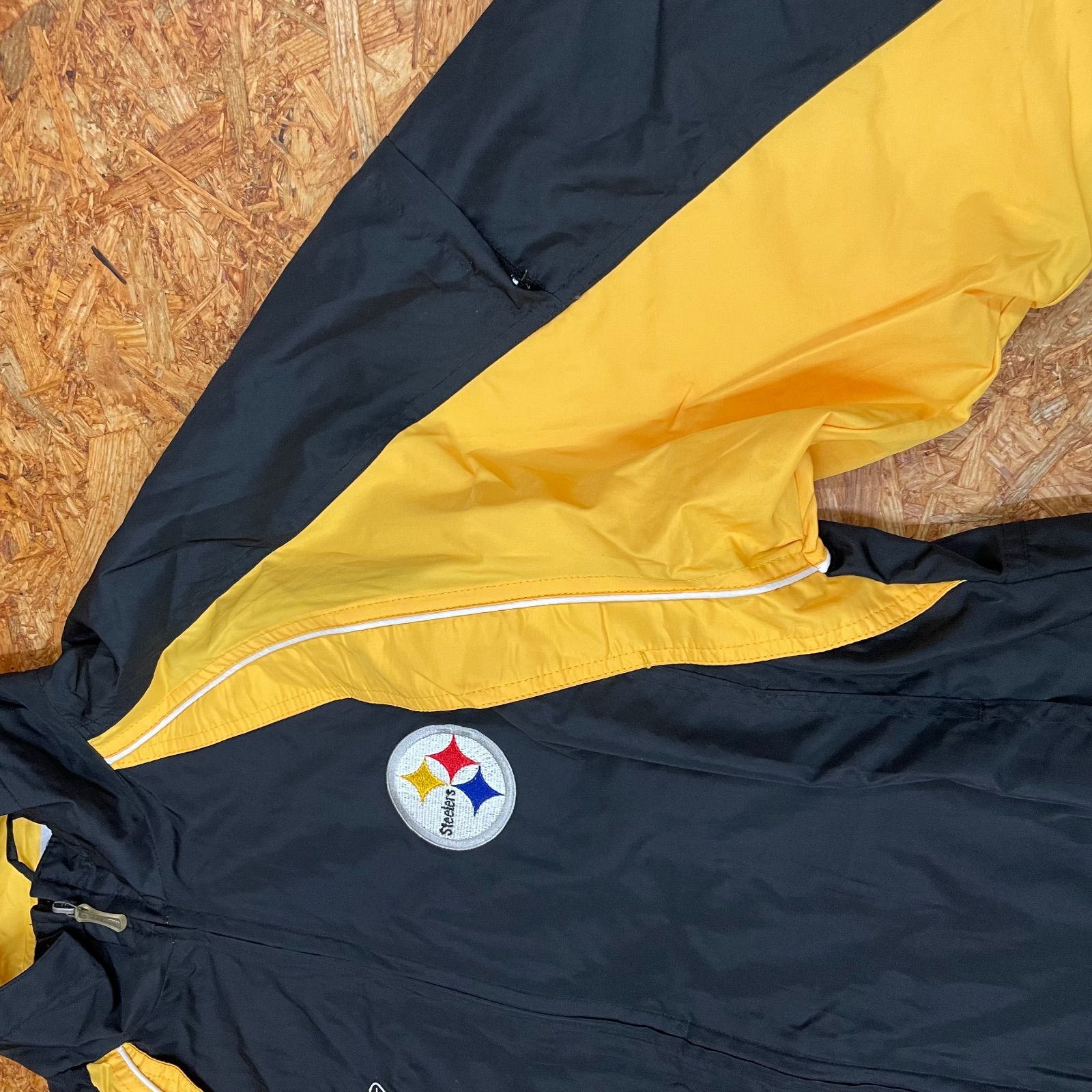 NFL オフィシャル Reebok PITTS BURGH STEELERS ナイロンジャケット M 
