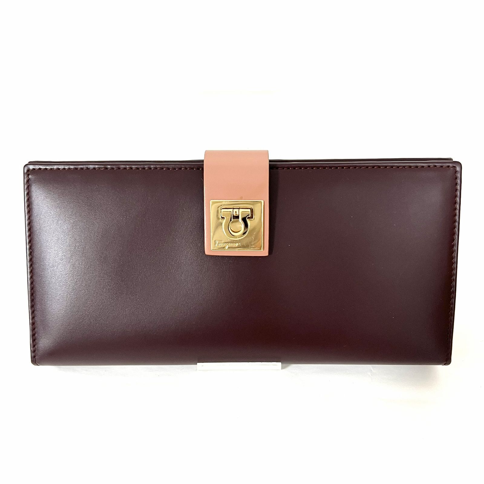 SD4740 新品同様！ 未使用！ Salvatore Ferragamo サルヴァトーレ