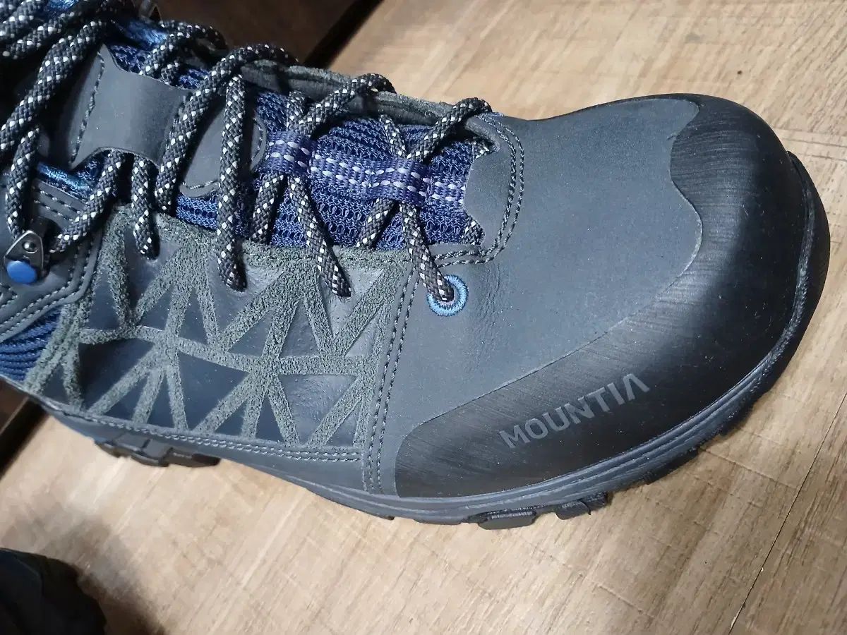  マウンティア登山靴 GORE-TEX メンズ 260 mm 登山靴 トレッキングシューズ アウトドアシューズ