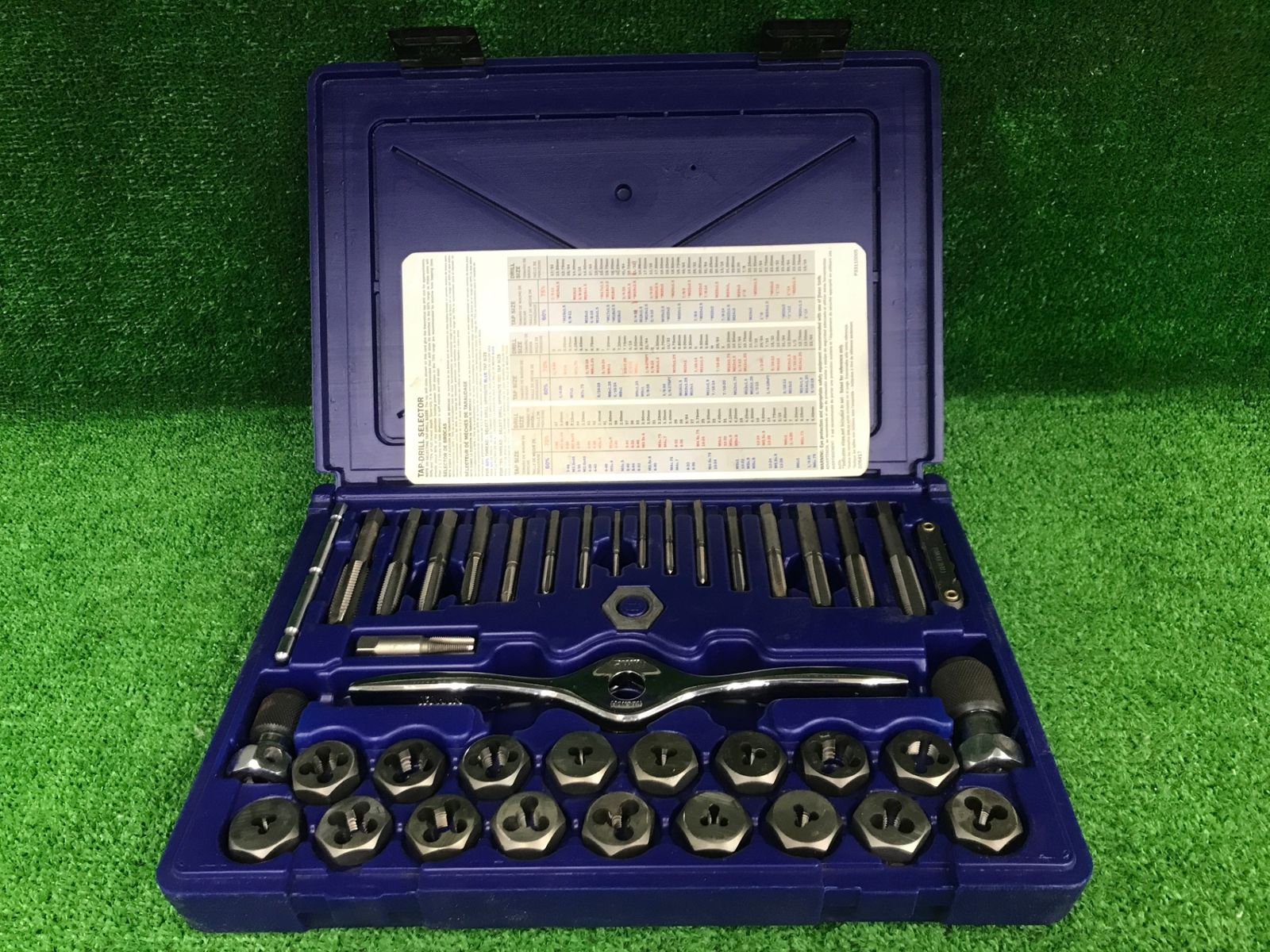 品 0906 IRWIN HANSON 40 pc インチタップ ダイスセット 1835091 アーウィン