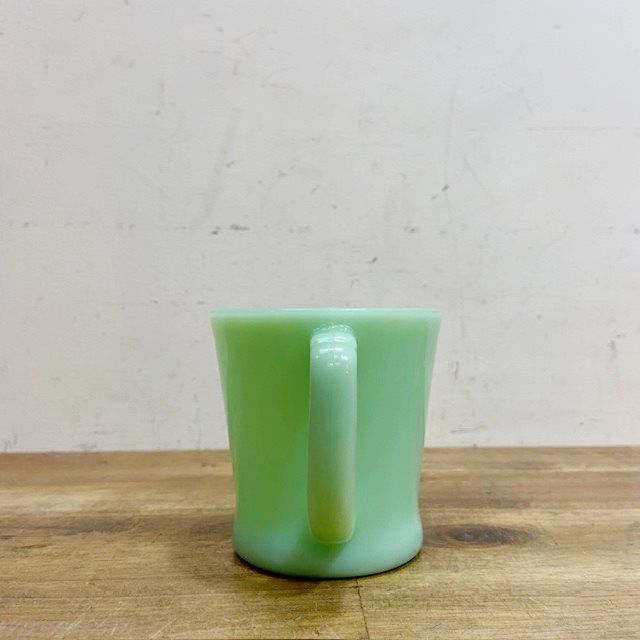 FireKing ファイヤーキング アメリカ USA ジェダイ Dハンドル マグカップ ミルクガラス 食器 ヴィンテージ B 5303