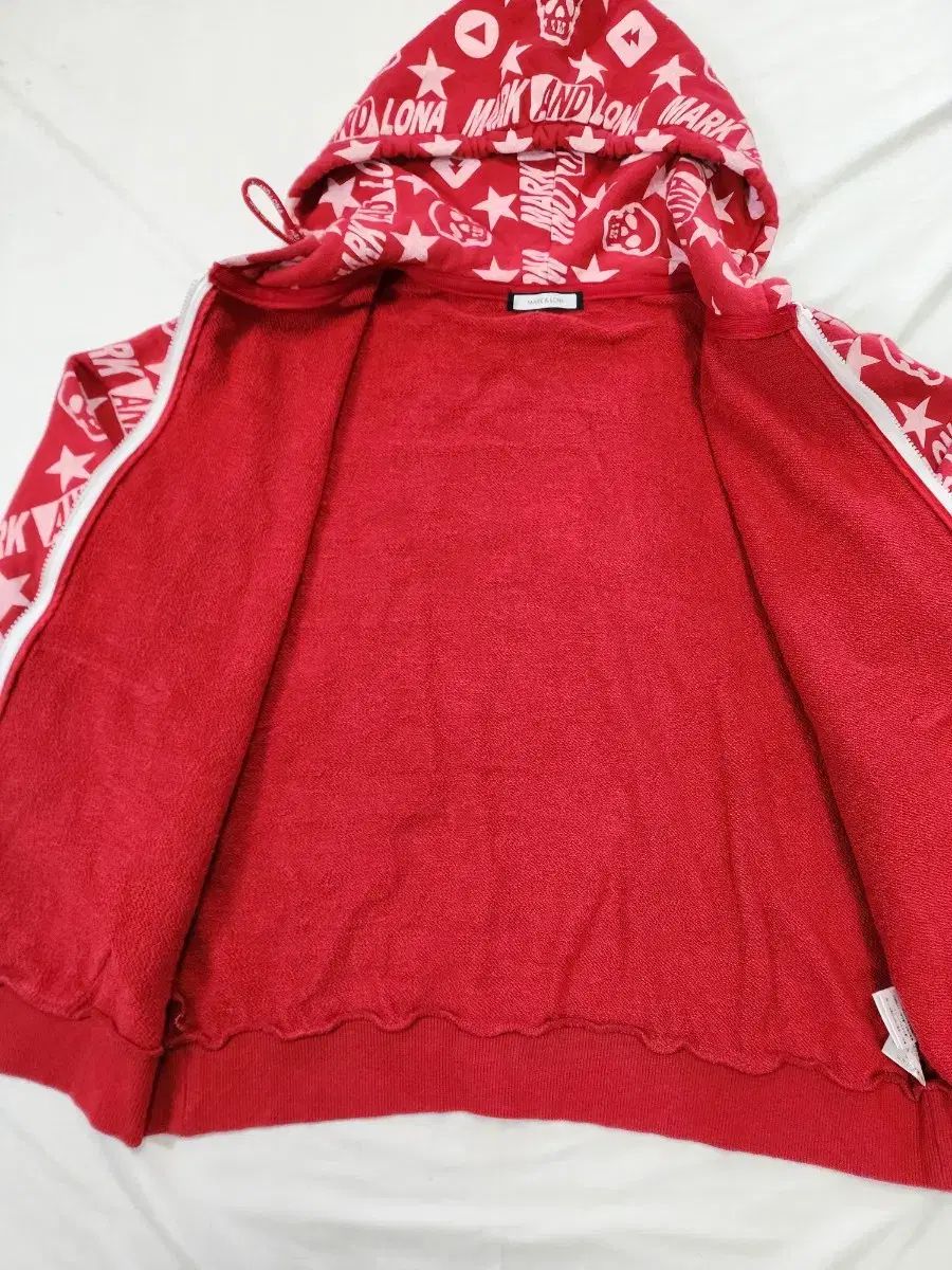 MAR@ ✨MARK&LONA✨スカルロゴジップアップフーディーパーカー MAR@ ✨MARK&LONA✨スカルロゴジップアップフーディーパーカー MAR