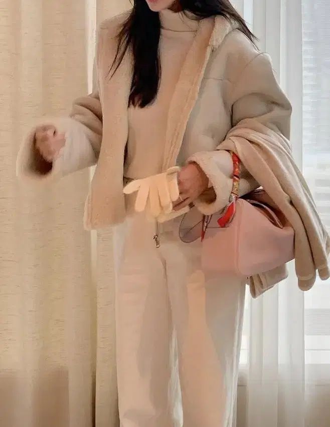 LAPLA アイボリー フード ムートン