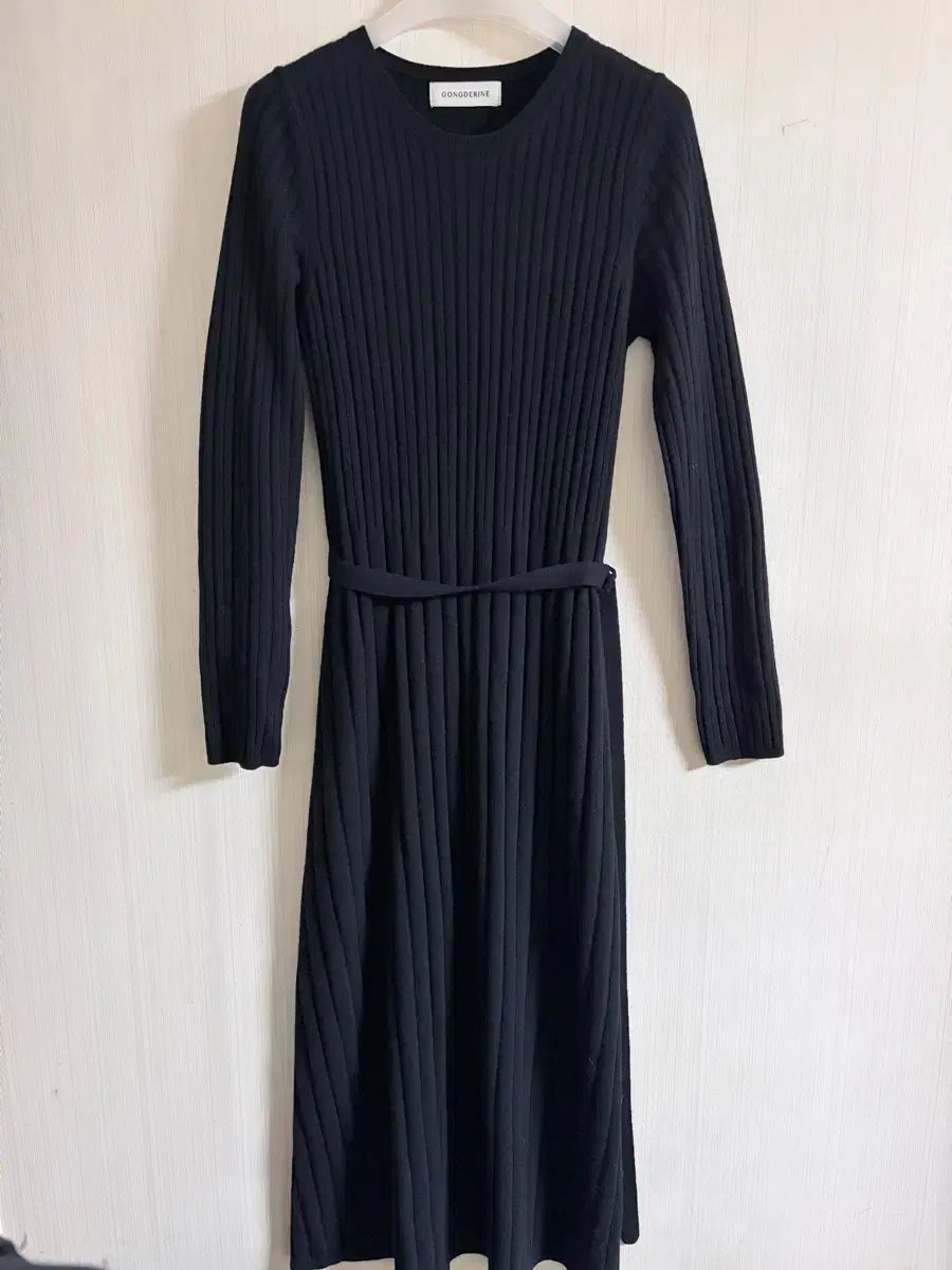 GONGDERINE OF LYNN WOOL ONE PIECE