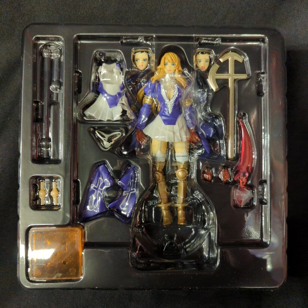 海洋堂 リボルテック/クイーンズブレイド 異端審問官シギィ (1Pカラー