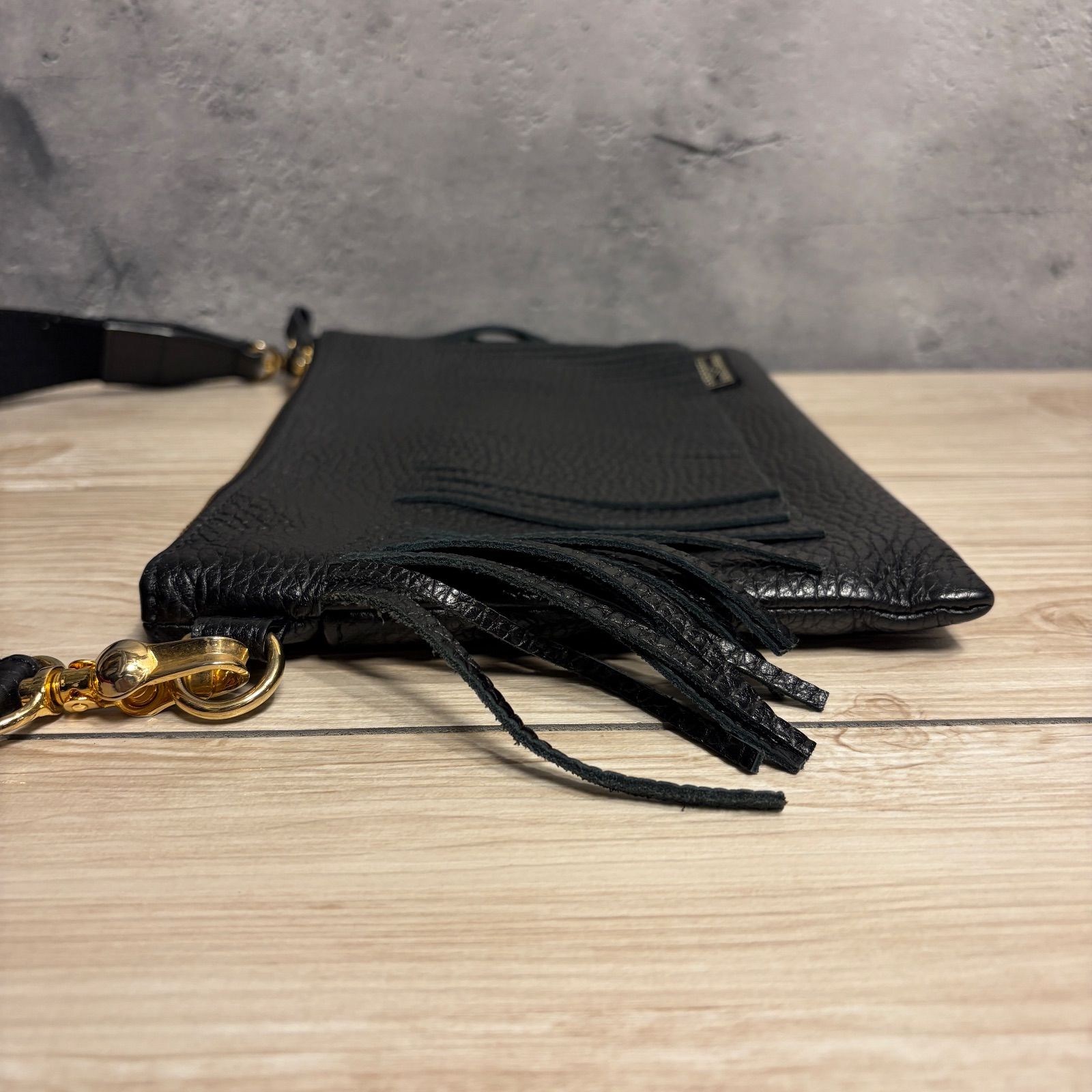 ブラック シボ革