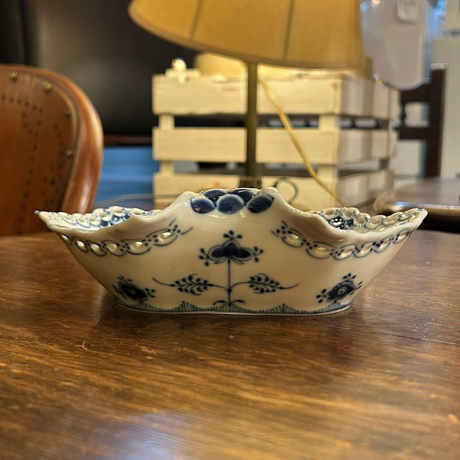 ロイヤルコペンハーゲン ブルーフルーテッド フルレース シェルディッシュ 楽天市場】ロイヤルコペンハーゲン・ブルーフルーテッド フルレース