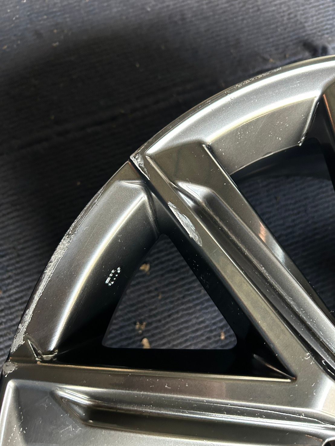 LEXUS LBX 18インチ ホイール1本 7Ｊ 40 PCD 114 3 ハブ径約60 No 751