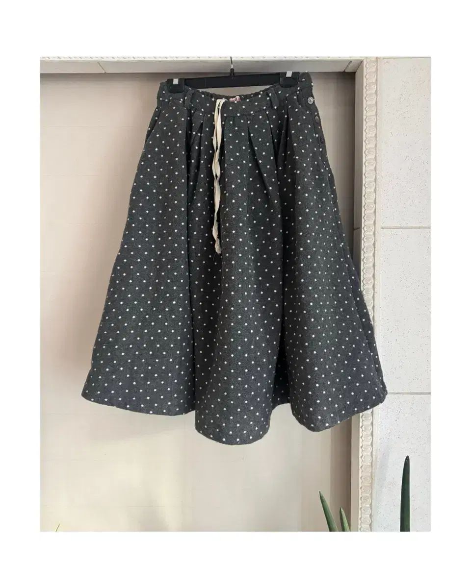 ドット ウール プリーツ スカート インナー 紐 あり サイズ