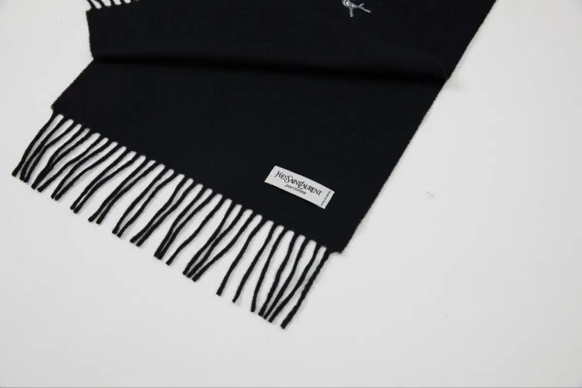 ブラック ダークグレイ