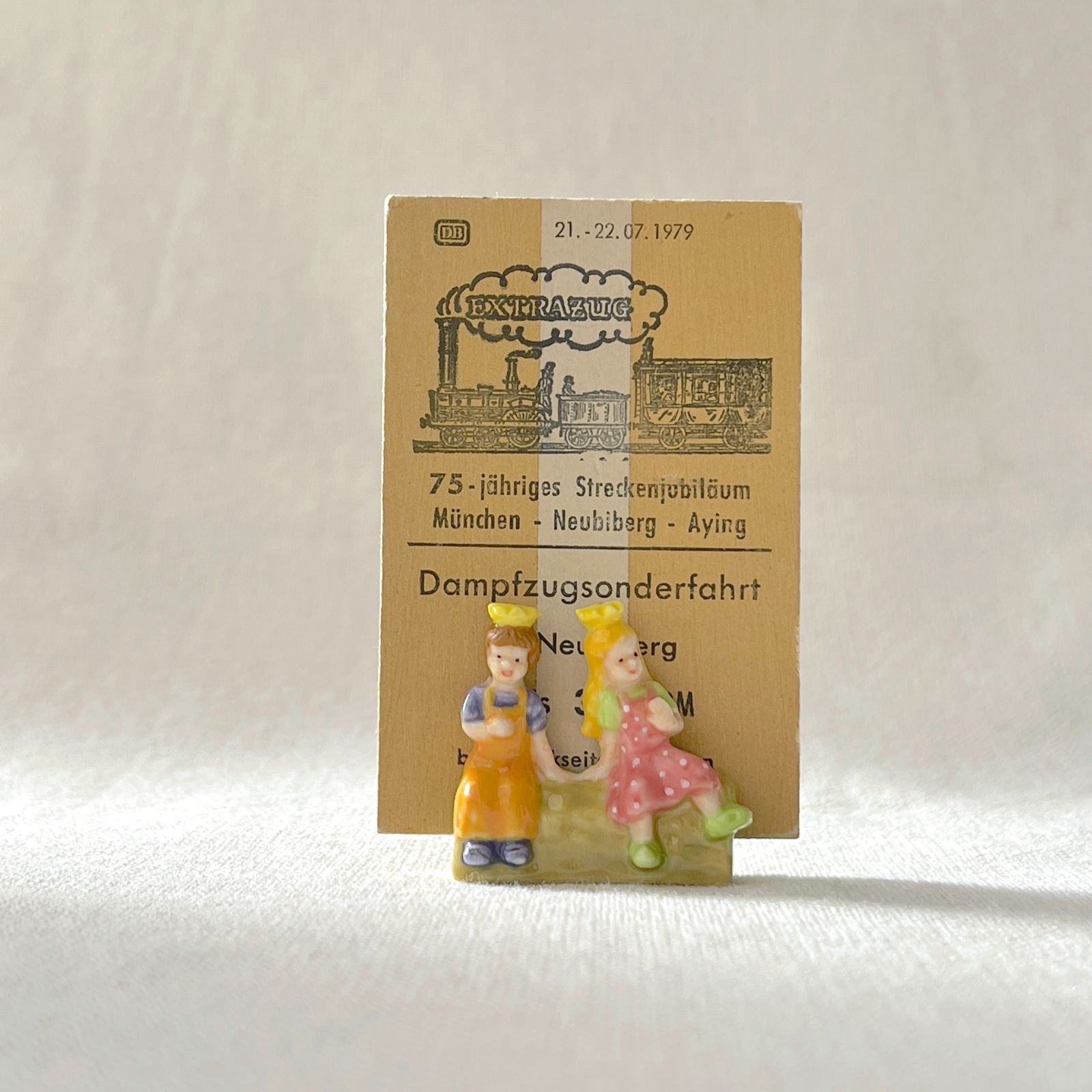 フェーヴ 王冠の子どもたち カード立て フランス フェーブ ミニチュア