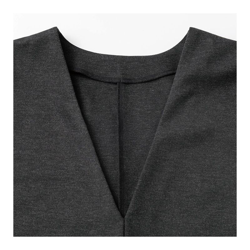 すっきりVネックストレッチワンピース