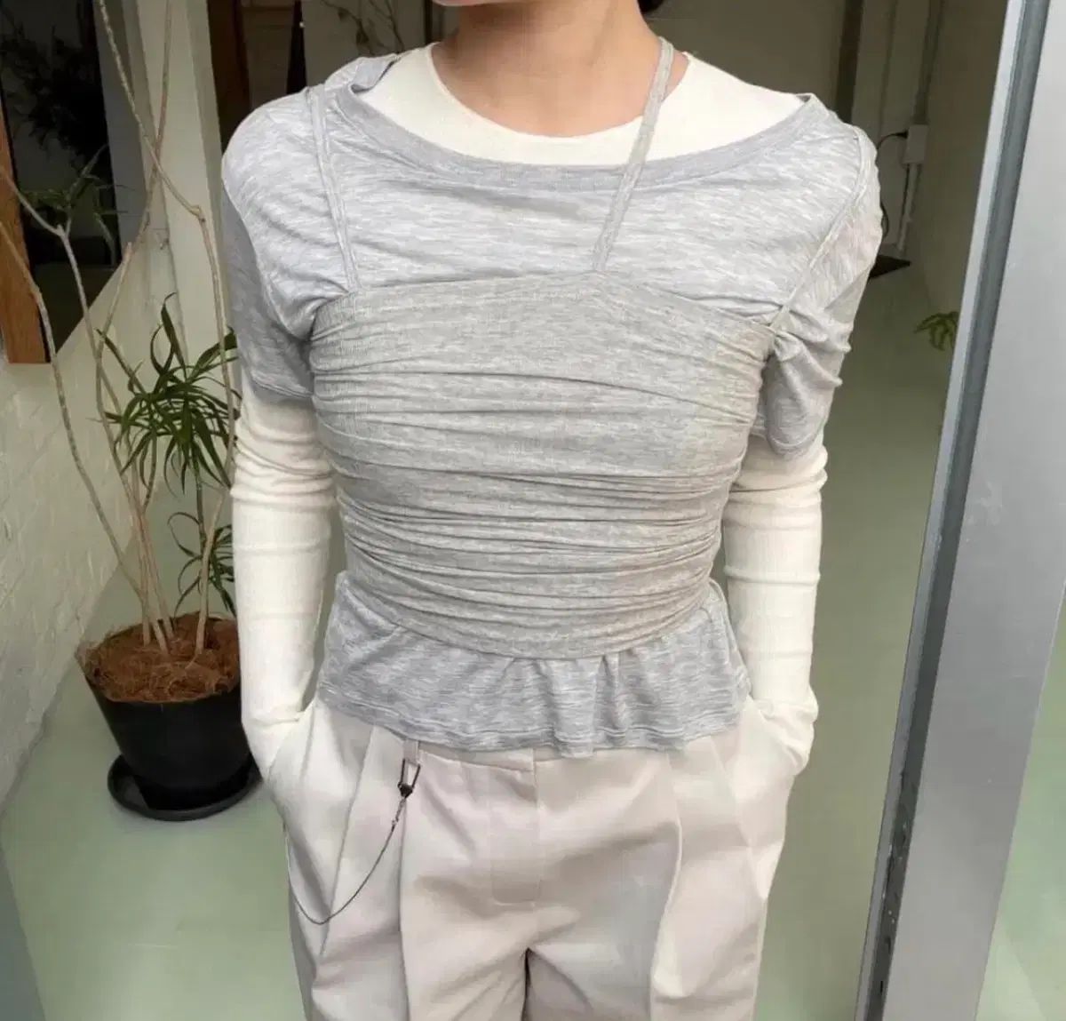 BASERANGE ノースリーブ nida tank グレー