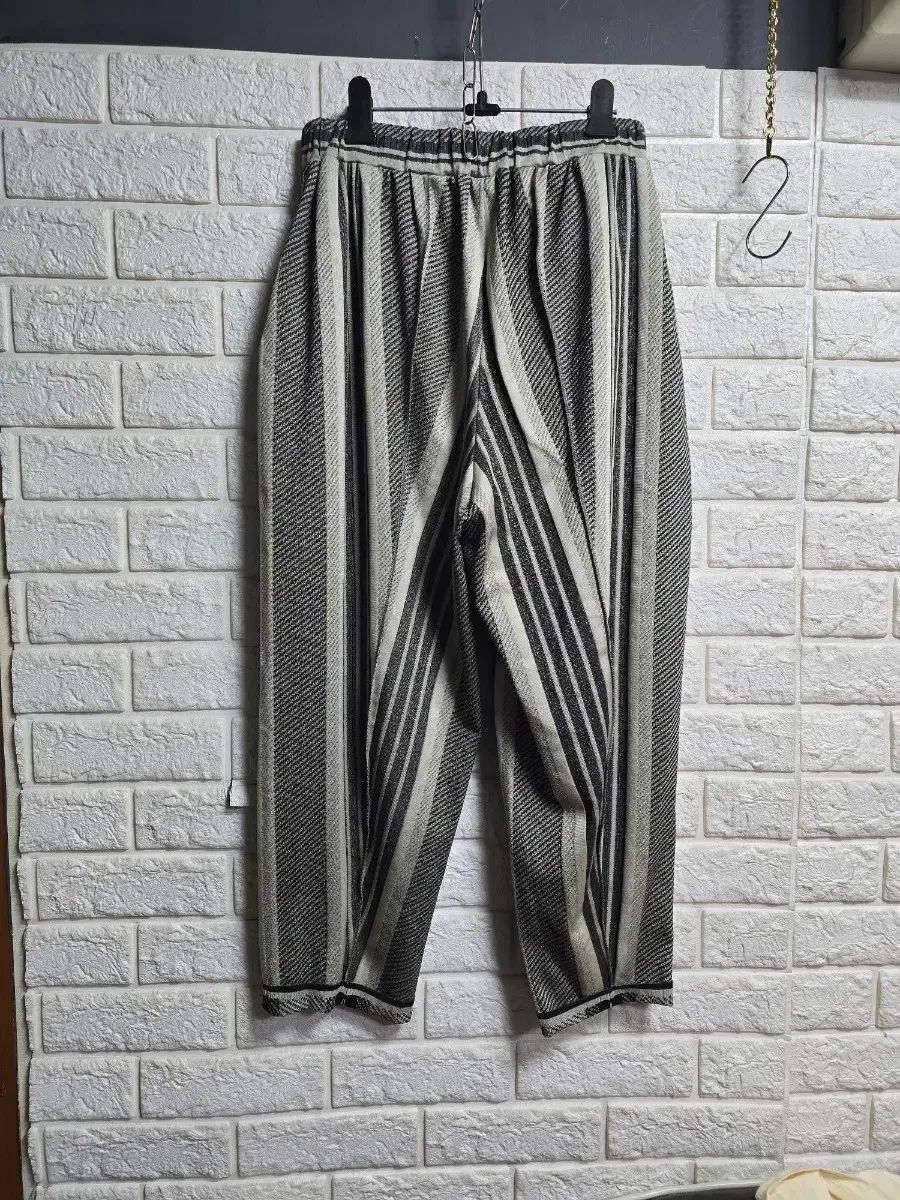 プリーツ プリーズ ストライプ パンツ 3
