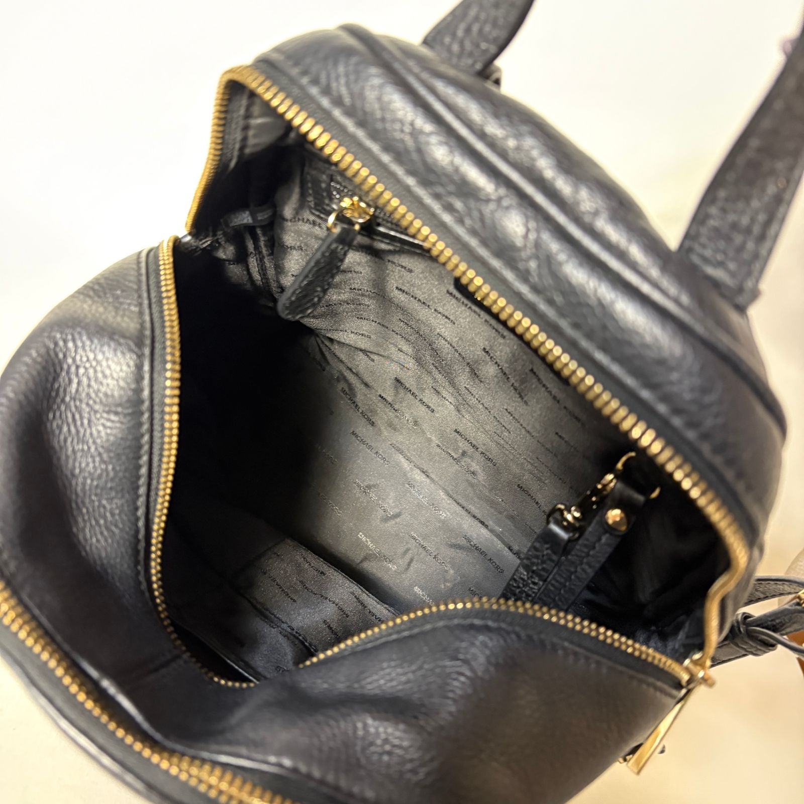 2512-21｜美品｜マイケルコース リュックサック レザー ブラック 