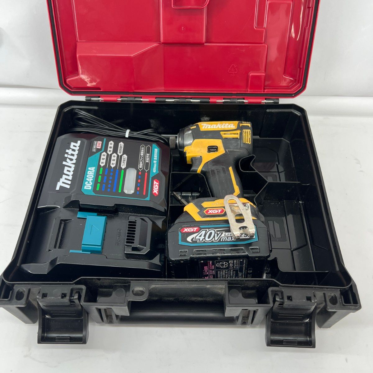 〇〇MAKITA マキタ インパクトドライバ 40 v 充電器 充電池 ケース付 TD 002 G イエロー