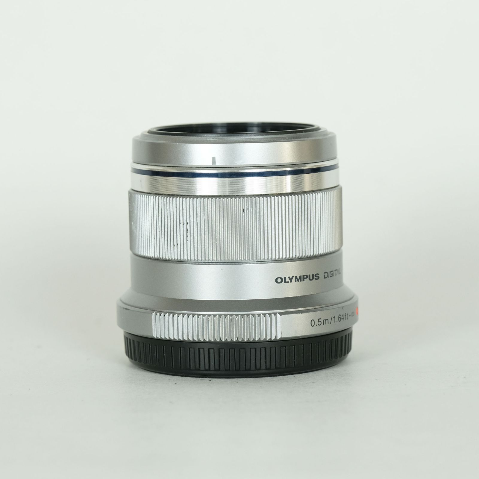 並品] OLYMPUS M.ZUIKO DIGITAL 45mm F1.8 [シルバー] | マイクロ