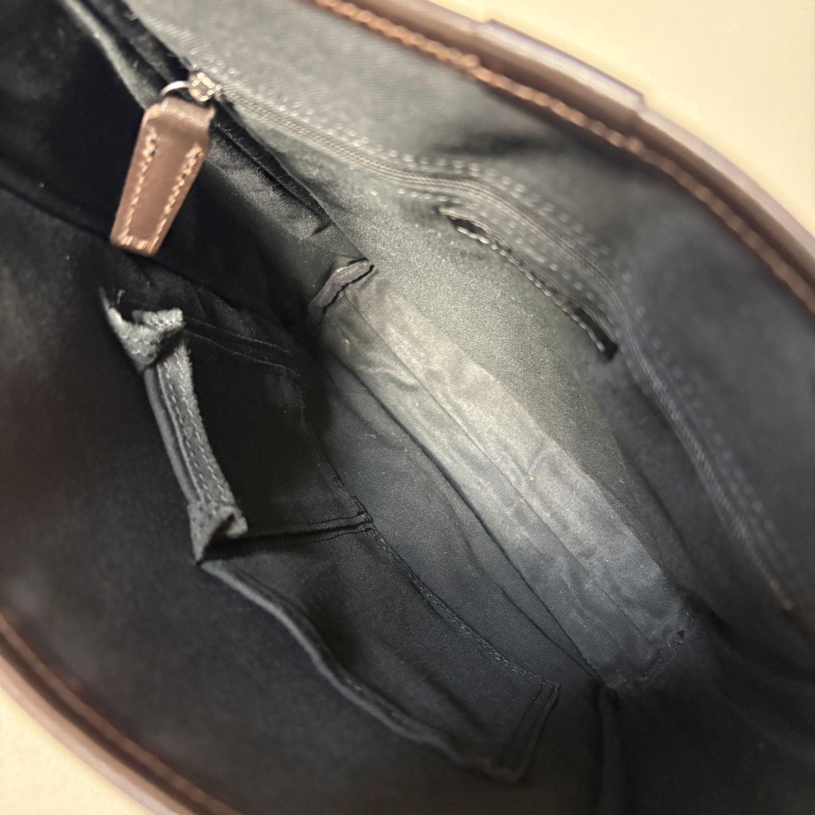 2512-210｜美品｜バーバリー ショルダーバッグ ダークブラウン 