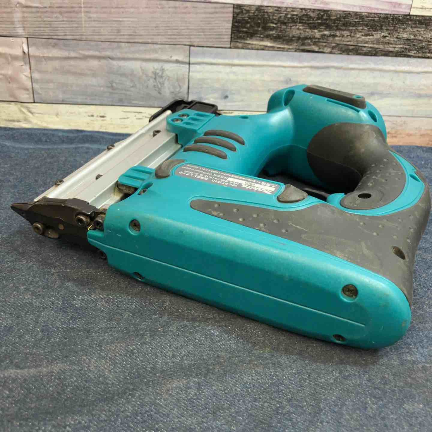 コードレスピンタッカ