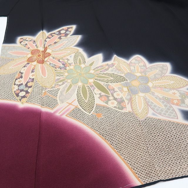 地平線から顔を出す華”訪問着 7517