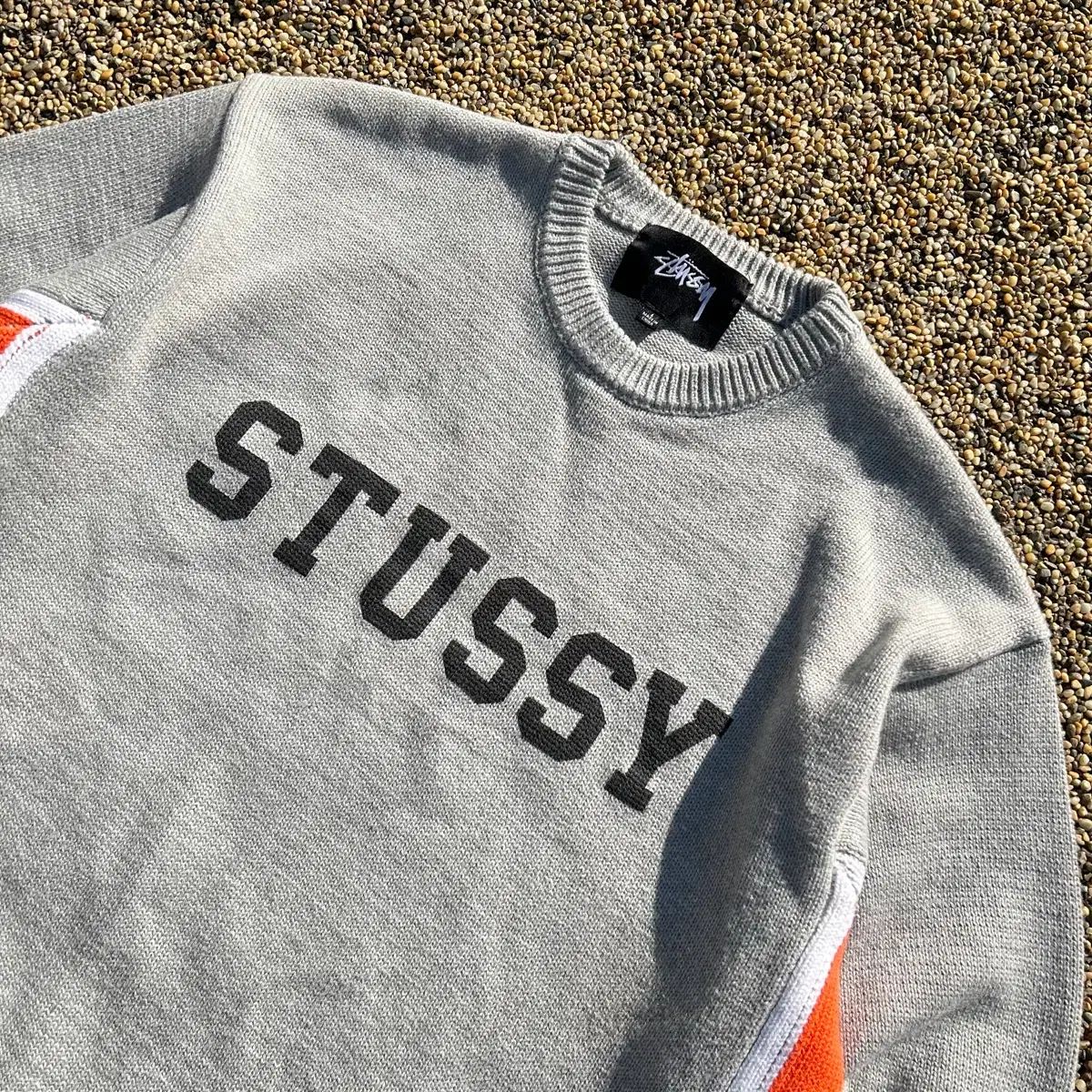 STUSSY ステューシー コントラスト ストライプ ニット - メルカリ