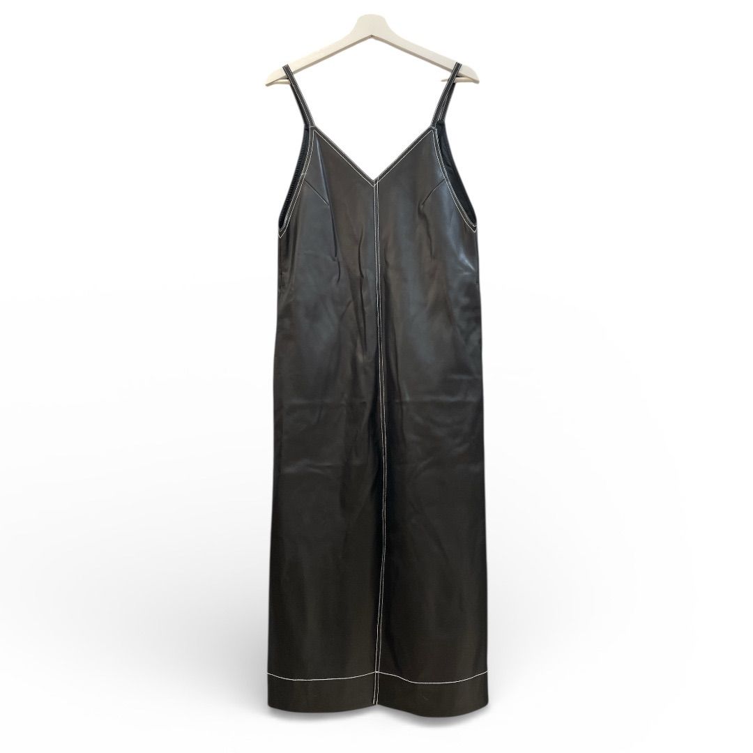 MACPHEE マカフィー レザーライク キャミソールワンピース 黒 ブラック サイズ36 24年製 定価¥30800 合皮 ステッチ 前スリット レディース 冬 ゴーゴー古 2917