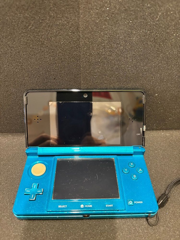  品 ニンテンドー3 DS アクアブルー ケース 充電器付き 〓 本体(3DS) ニンテンドー3DS/2DS