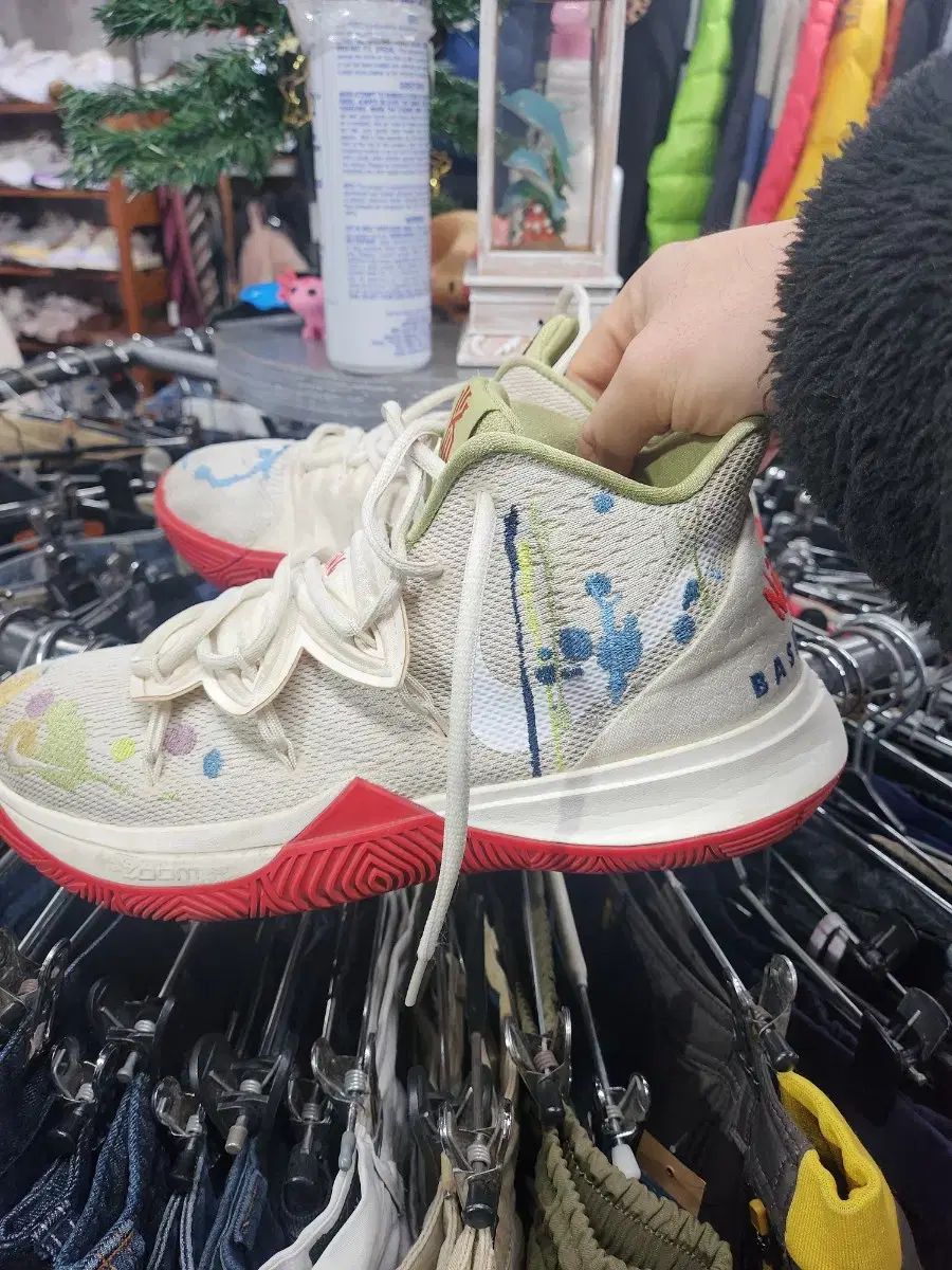 275 NIKE x DUL Ver カイリー 5