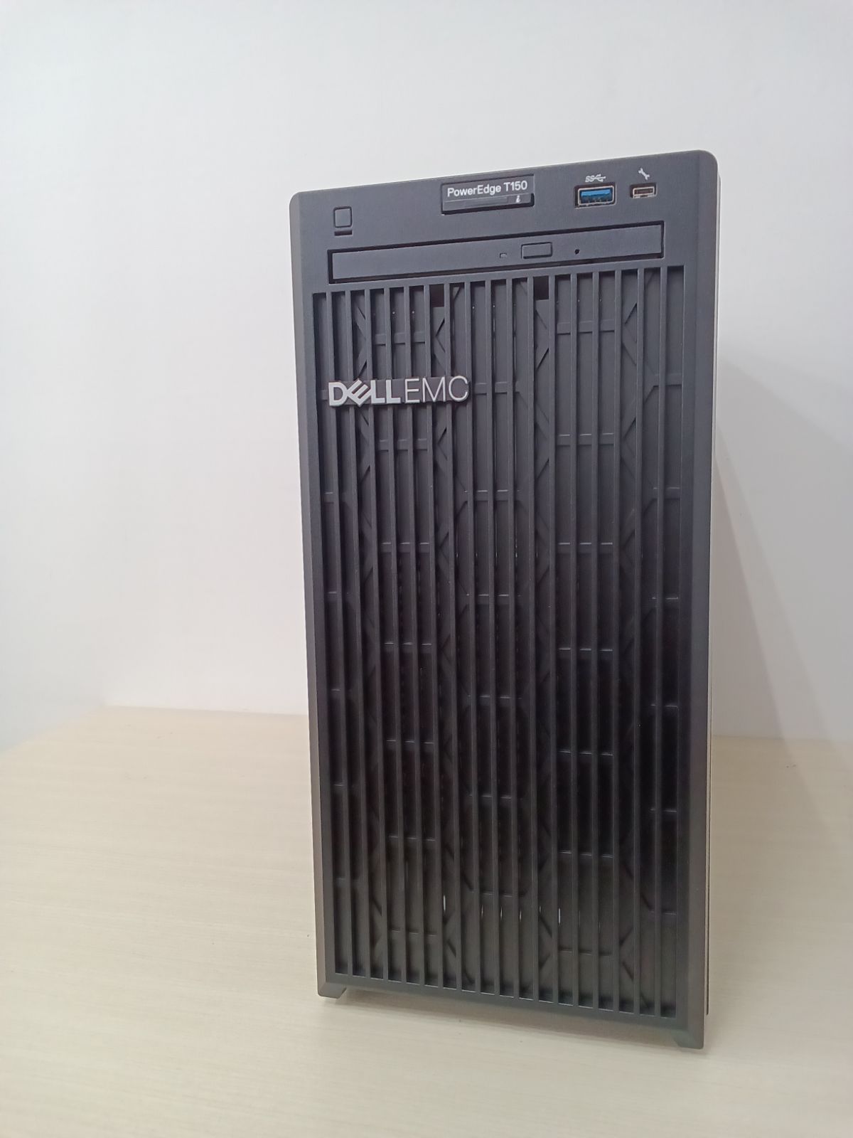 DELL Power Edge T 150 タワーサーバー E 80 S 001 管理番号26.01.07