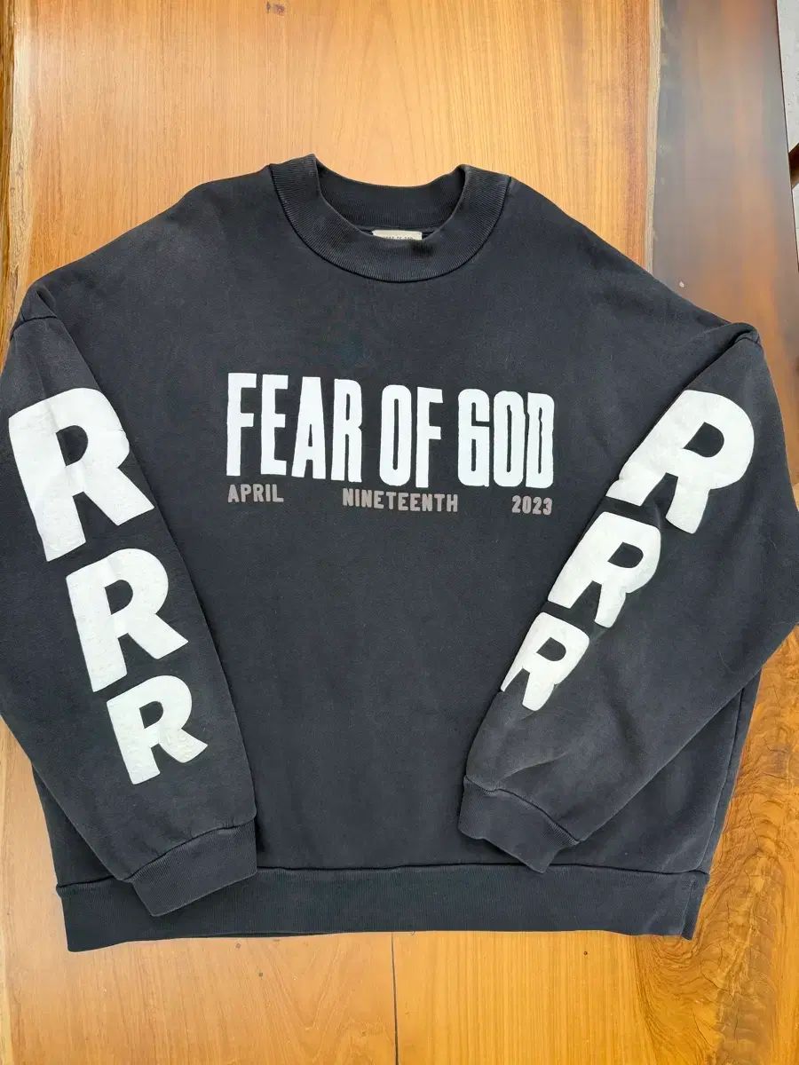 fear of god rrr123 スウェット Fear of God x RRR123 April 19 Crewneck Black メンズ - SS23 - JP