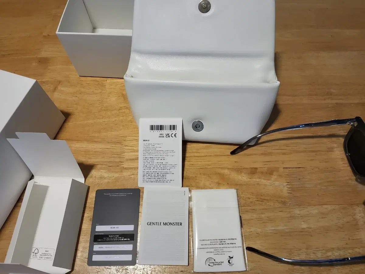  GENTLE MONSTER ジェントルモンスター サングラス DEAR サングラス 小物