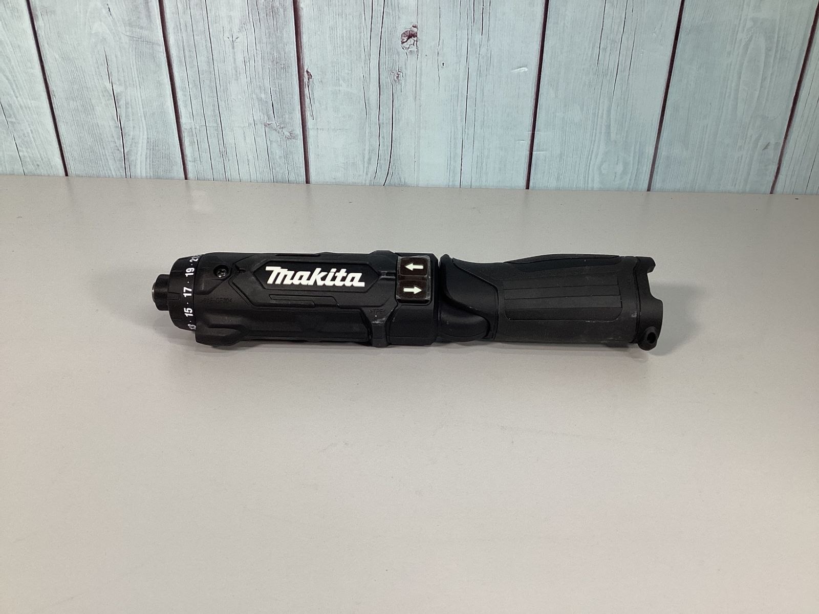 マキタ makita コードレスペンドリルドライバー