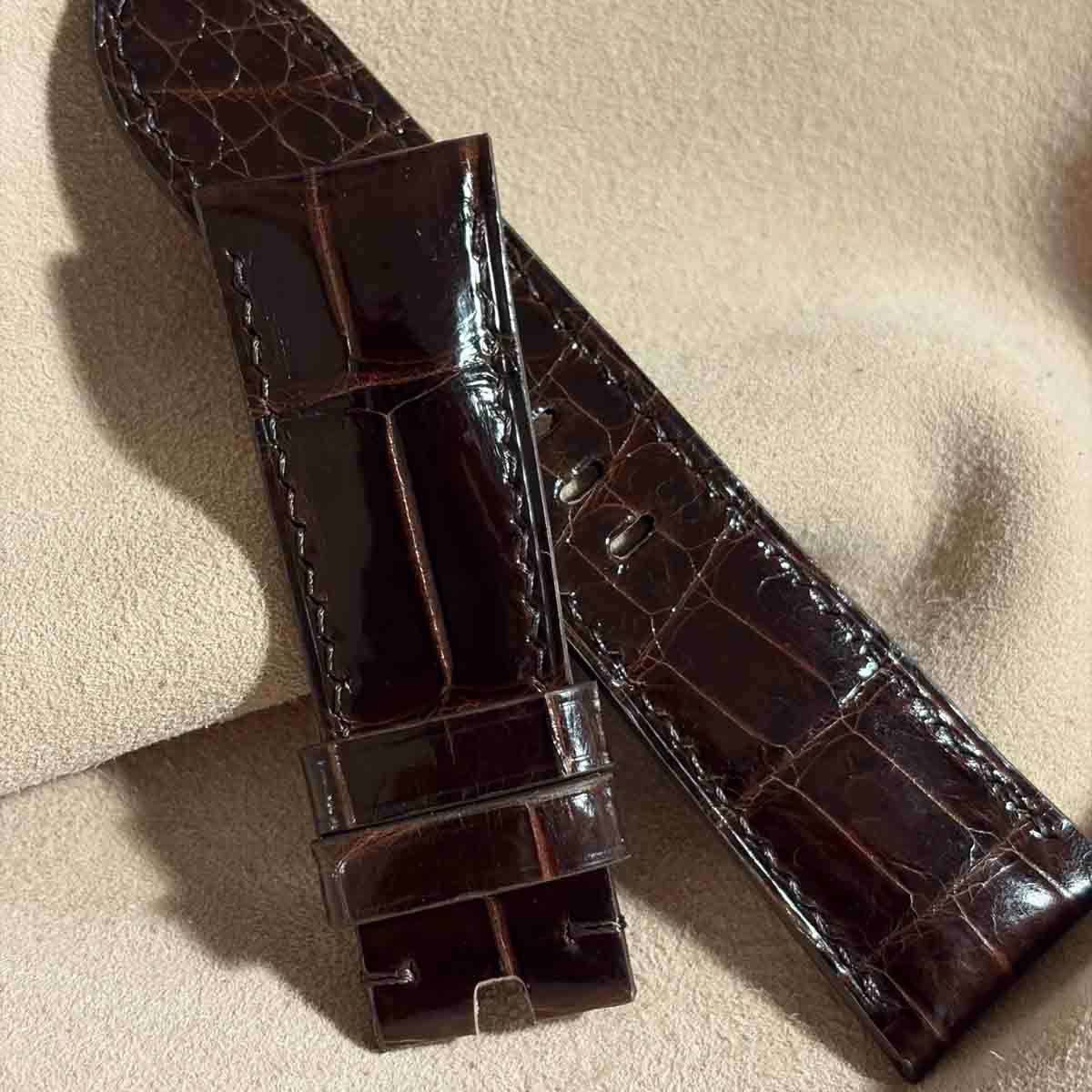 cro 2002 クロコダイル グロス仕上げ 腕時計ベルト ダークブラウン ラグ幅26 mm バックル幅22